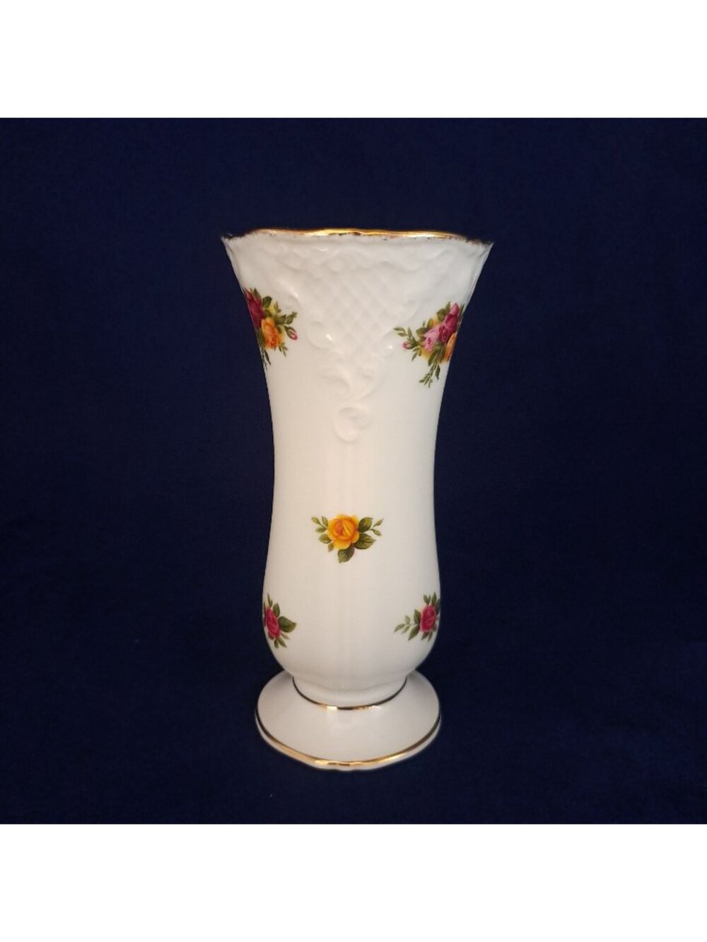 Royal Albert Old Country Roses Bone China Vase 22K Gold Trim Floral Design
